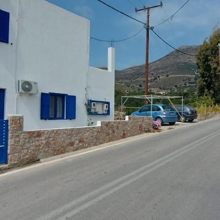 Dionysia Apartments Livádia Kültér fotó