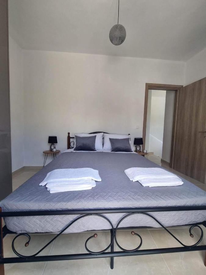 Dionysia Apartments Livádia Kültér fotó